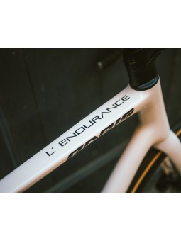 Vélo route Adris L’ENDURANCE 105 DI2 12V